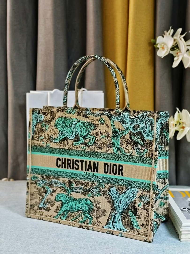 Dior M1286 Large Book Tote Toile de Jouy Embroidery M1101