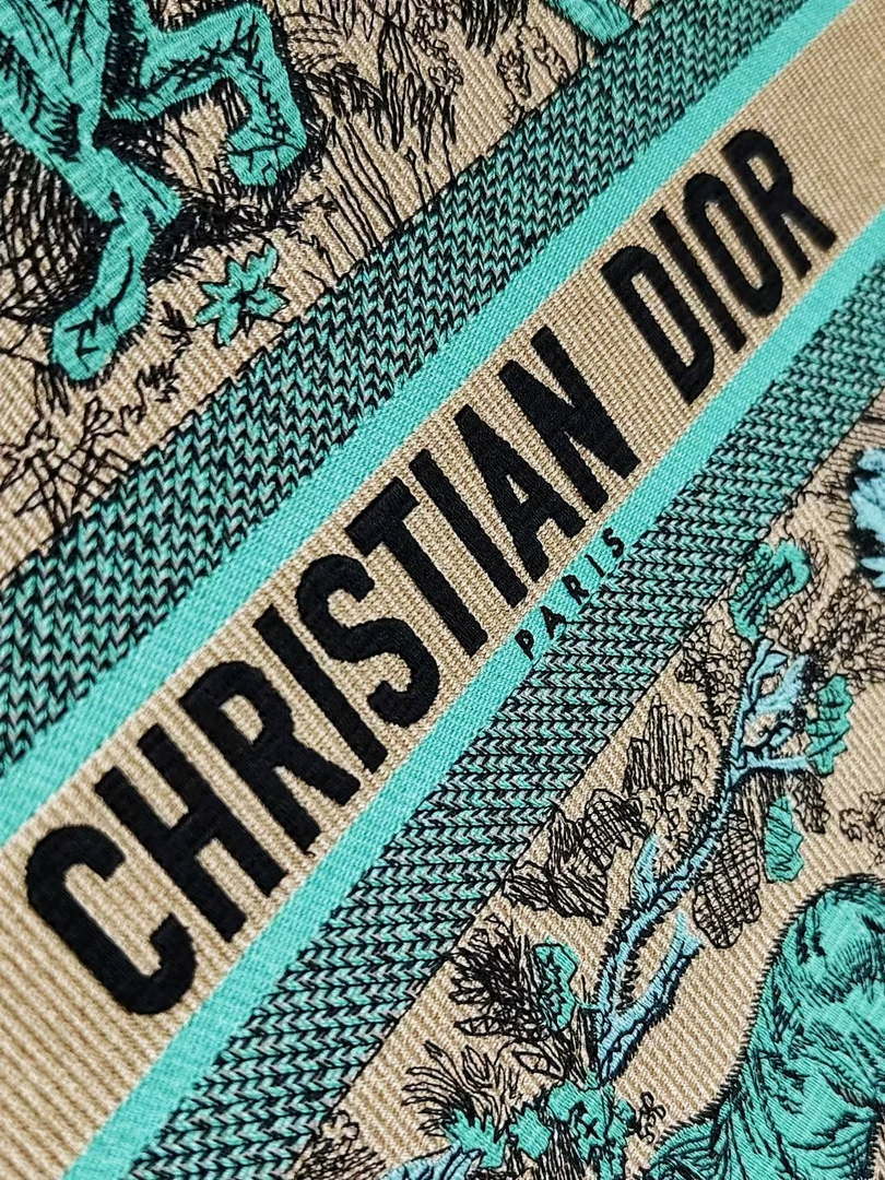 Dior M1286 Large Book Tote Toile de Jouy Embroidery M1101