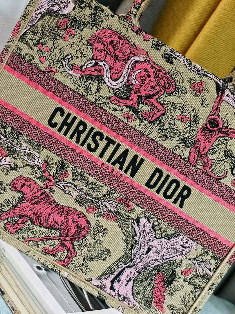 Dior M1286 Large Book Tote Toile de Jouy Embroidery M1102
