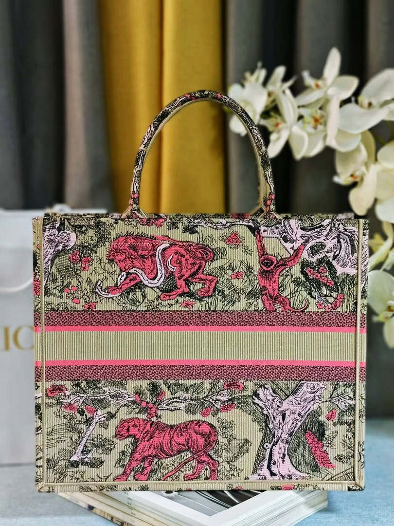 Dior M1286 Large Book Tote Toile de Jouy Embroidery M1102
