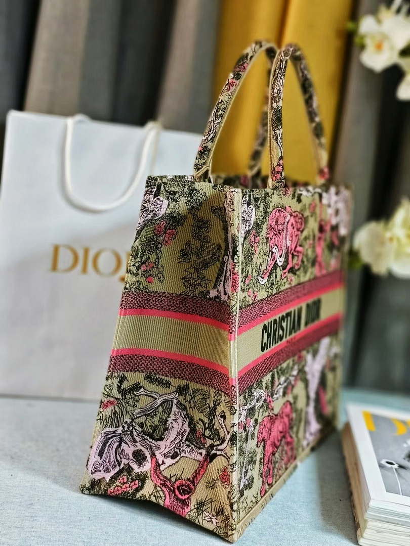 Dior M1286 Large Book Tote Toile de Jouy Embroidery M1102