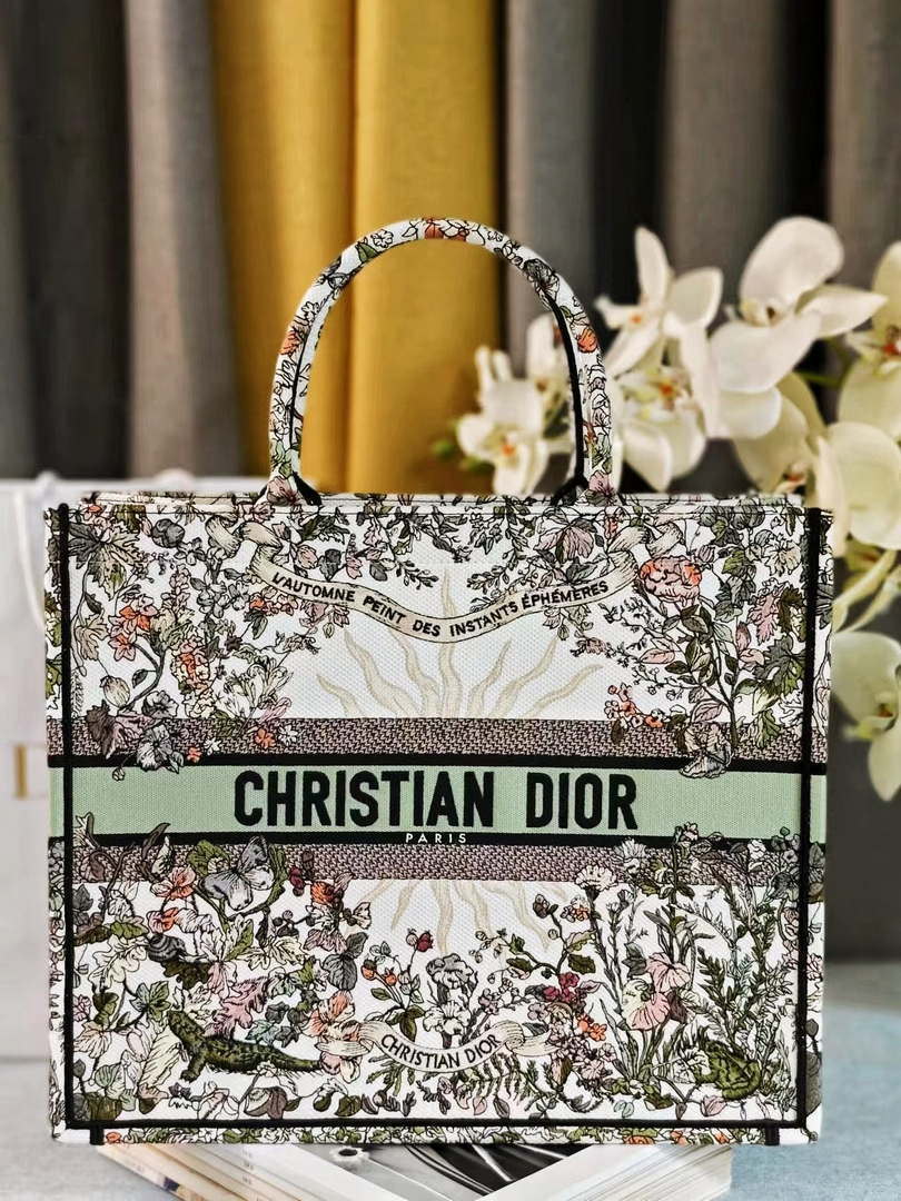 Dior M1286 Large Book Tote Toile de Jouy Embroidery M1106