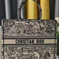 Dior M1286 Large Book Tote Toile de Jouy Embroidery M1113 - Default Title - View 1