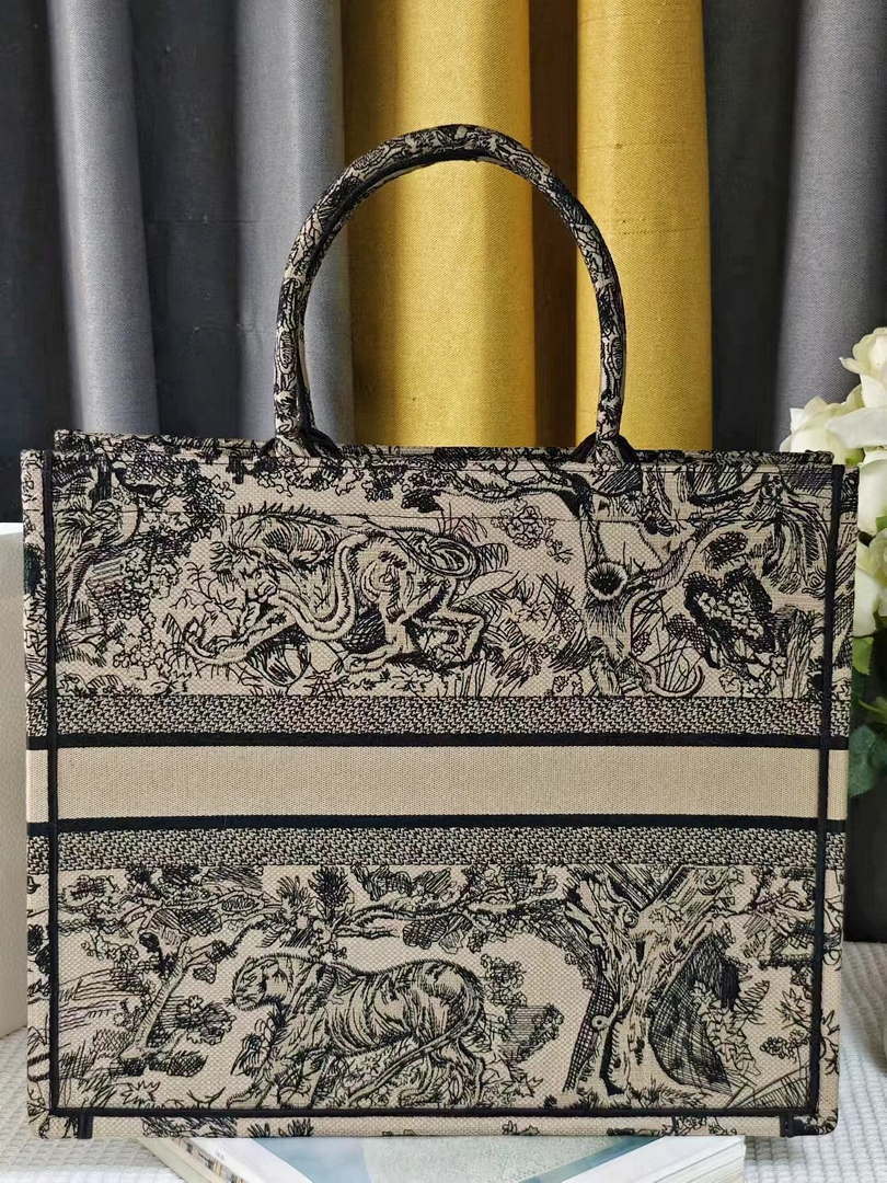 Dior M1286 Large Book Tote Toile de Jouy Embroidery M1113