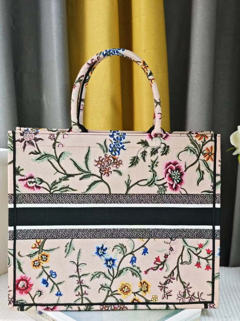 Dior M1286 Large Book Tote Toile de Jouy Embroidery M1114