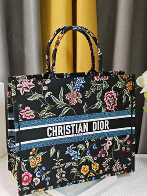 Dior M1286 Large Book Tote Toile de Jouy Embroidery M1116 - Default Title - View 2