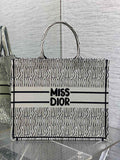 Dior M1286 Large Book Tote White and Black Miss Dior Alloverr M1120
