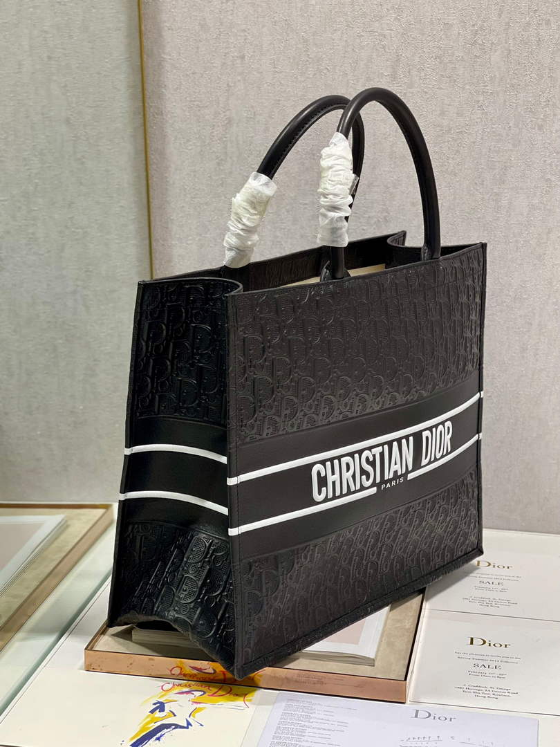 Dior M1286 Large Book Tote Black Perforated and Embossed Oblique Calfskin - Default Title - View 4