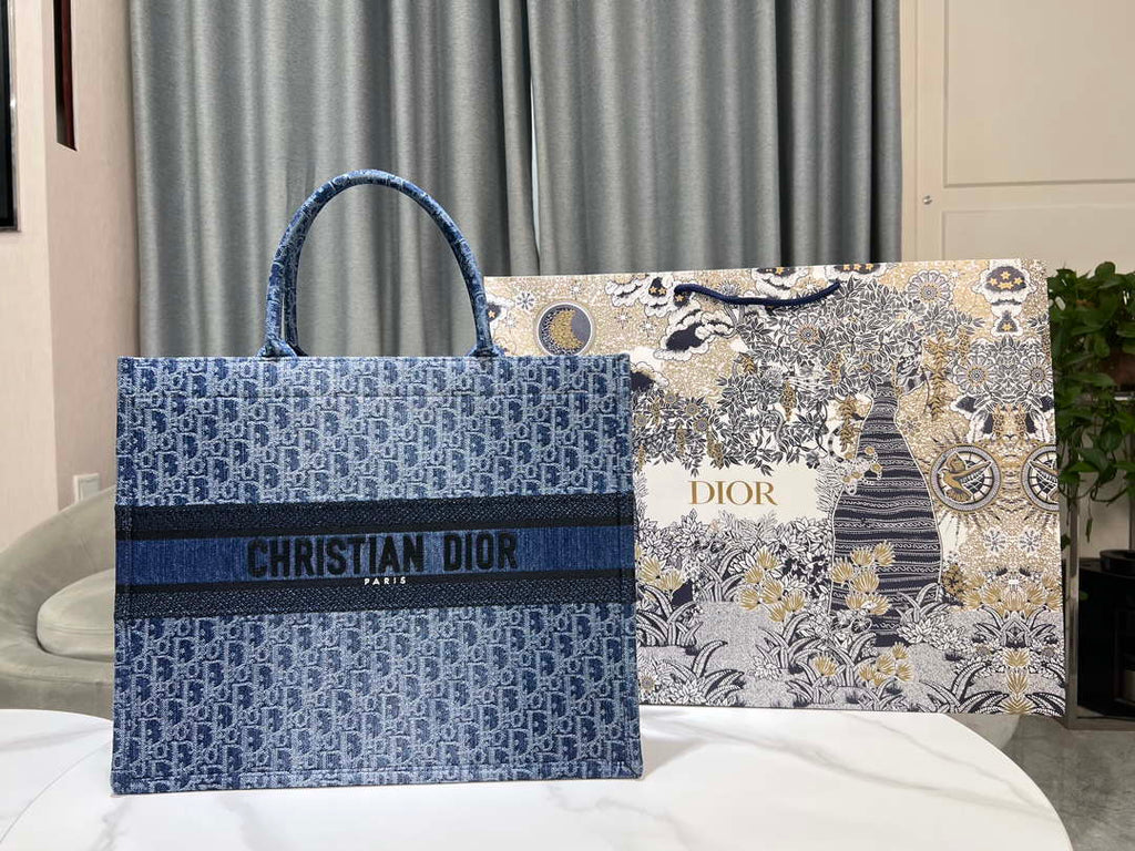 Dior M1286 Large Dior Book Tote Blue Denim Dior Oblique Jacquard M2013