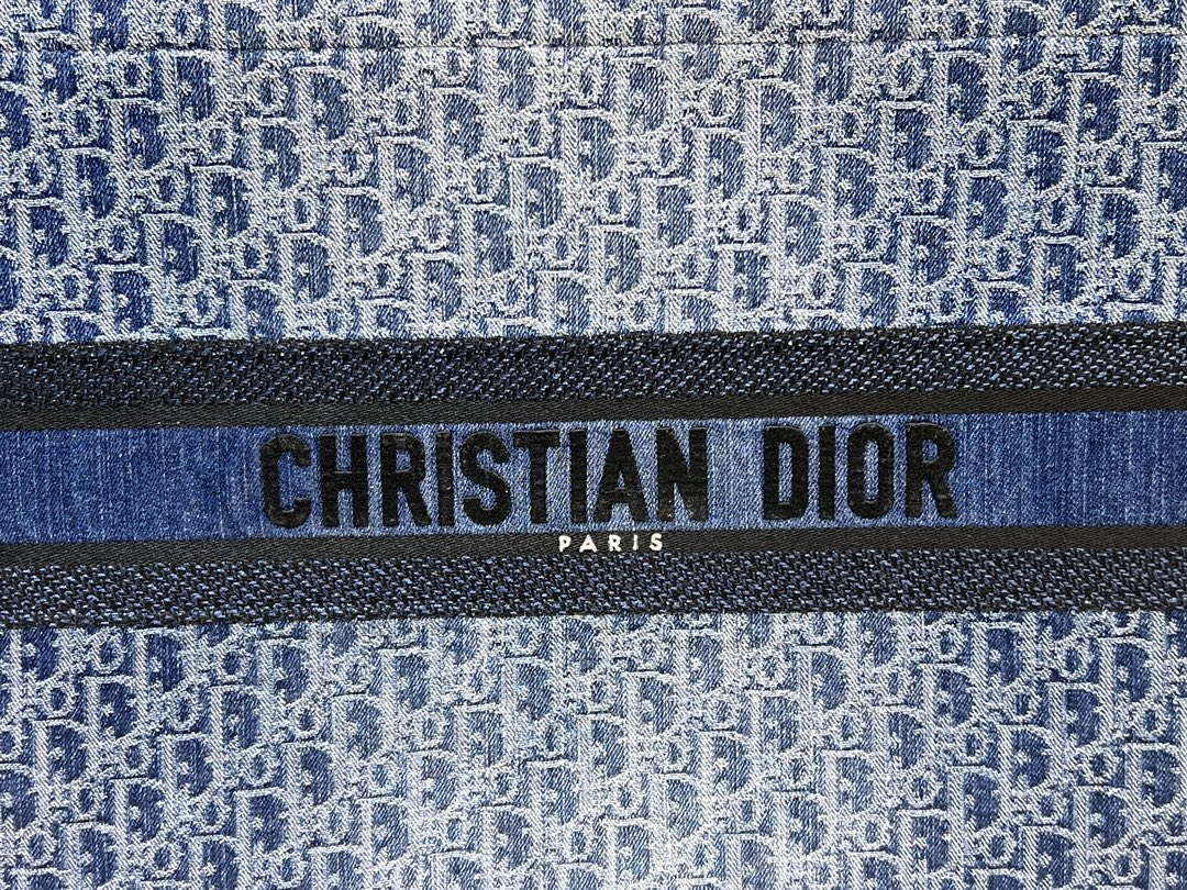 Dior M1286 Large Dior Book Tote Blue Denim Dior Oblique Jacquard M2013