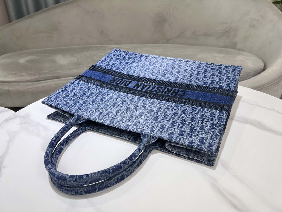 Dior M1286 Large Dior Book Tote Blue Denim Dior Oblique Jacquard M2013