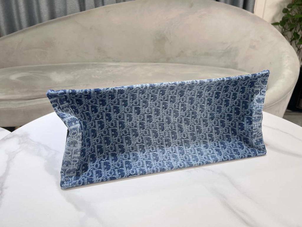 Dior M1286 Large Dior Book Tote Blue Denim Dior Oblique Jacquard M2013