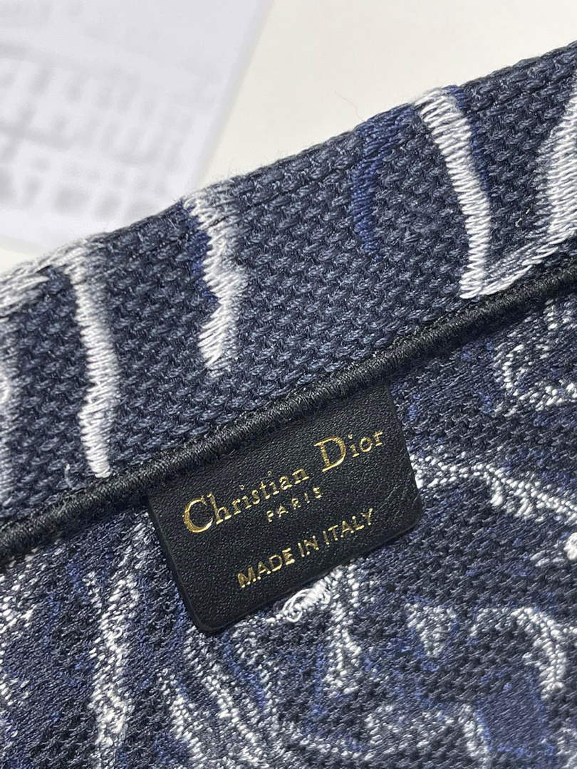 Dior M1286 Large Book Tote Blue Dior Roses embroidery - Default Title - View 9