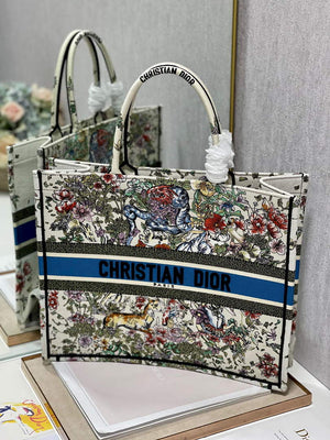 Dior M1286 Large Book Tote Latte D-Constellation Embroidery - Default Title - View 3