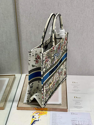 Dior M1286 Large Book Tote Latte D-Constellation Embroidery - Default Title - View 4