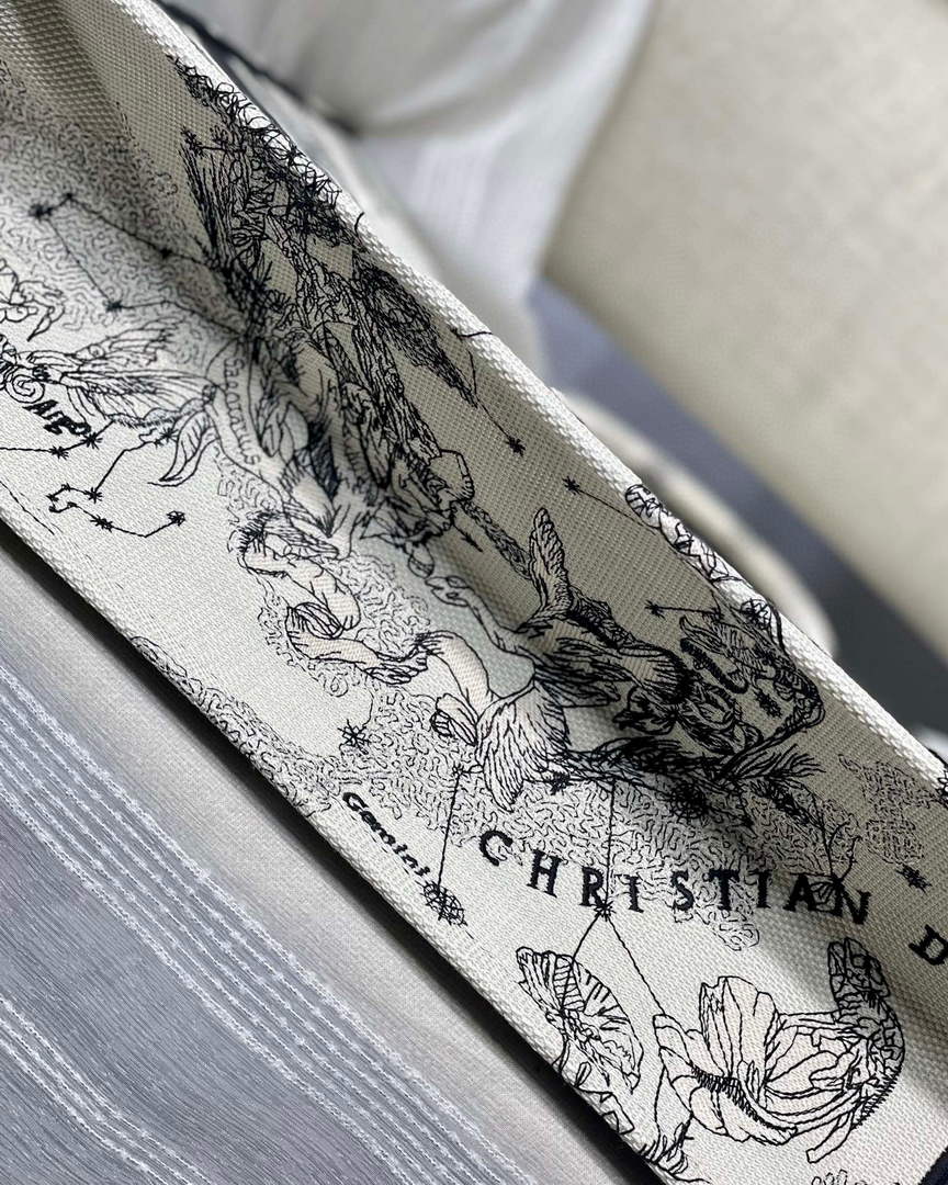 Dior M1286 Large Book Tote Toile de Jouy Zodiac latte embroidery