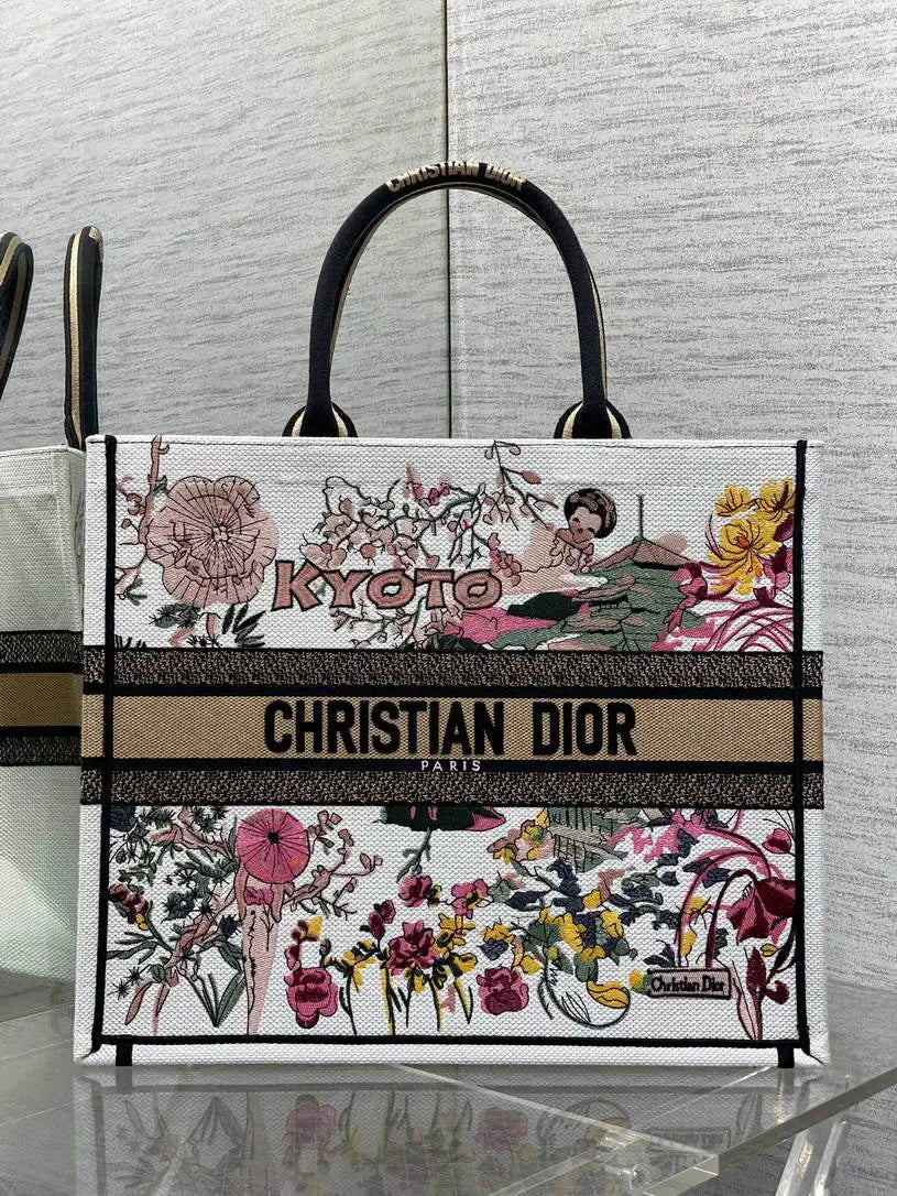 Dior M1286 Souvenir Large Dior Book Tote Natural Raffia and Multicolor Embroidered M1130