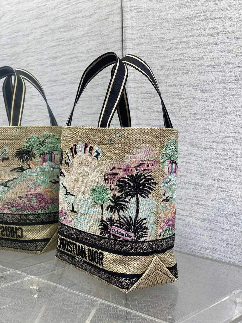 Dior M1288 Resort-style handbags Saint-Tropez M9301