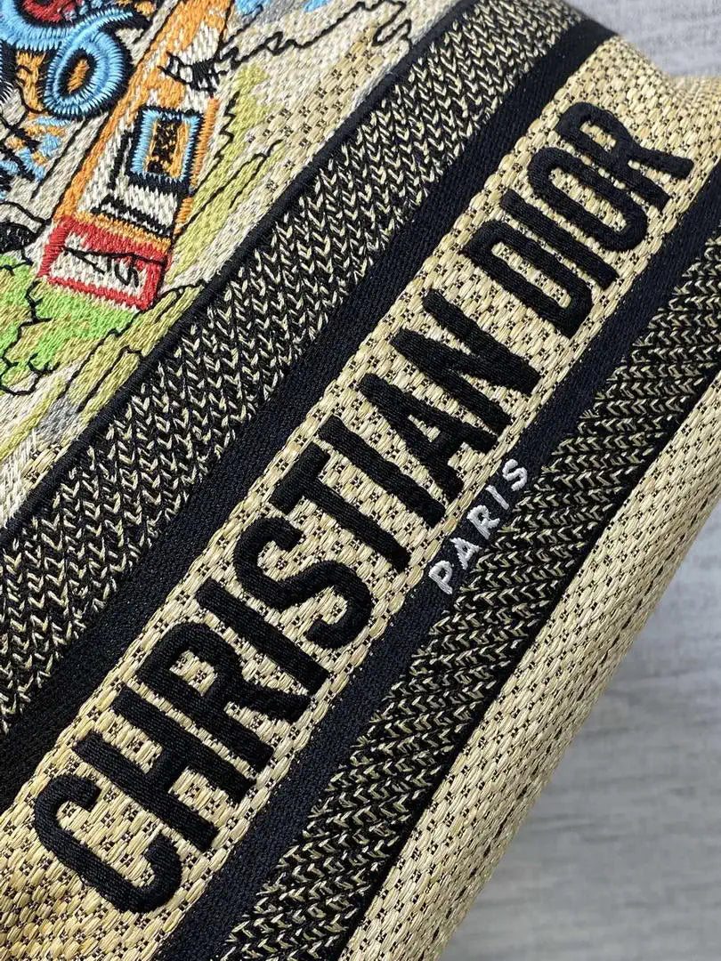 Dior M1288 Resort-style handbags Saint-Tropez M9303