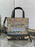 Dior M1288 Resort-style handbags Saint-Tropez M9305