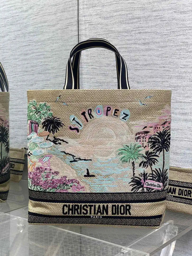 Dior M1288 Resort-style handbags Saint-Tropez M9305