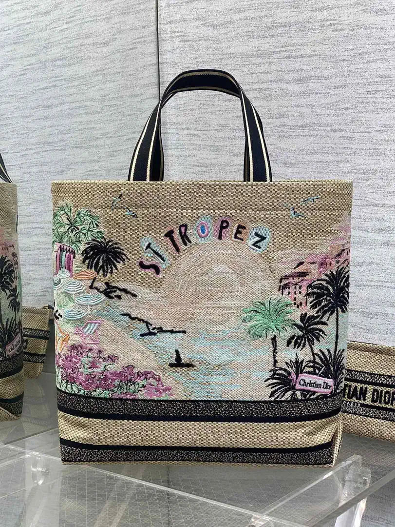 Dior M1288 Large Resort-style handbags Saint-Tropez M9306