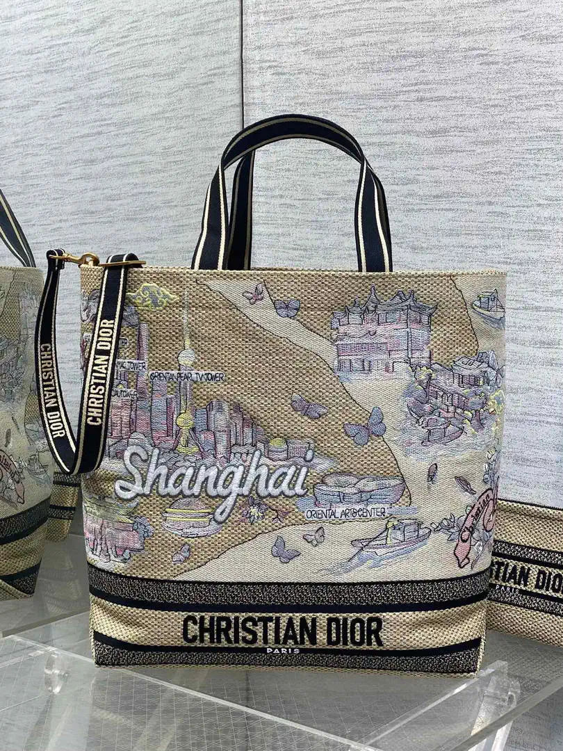 Dior M1288 Large Resort-style handbags Saint-Tropez M9308