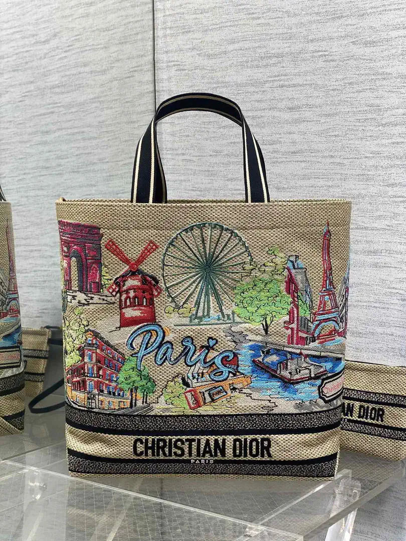 Dior M1288 Large Resort-style handbags Saint-Tropez M9309