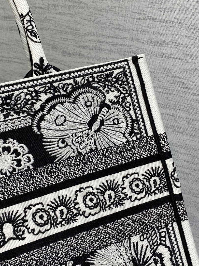 Dior M1296 Book Tote Medium Black and White Butterfly Bandana Embroidery M093