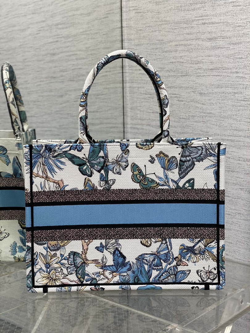 Dior M1296 Book Tote Medium White with Blue  Butterfly Bandana Embroidery M104