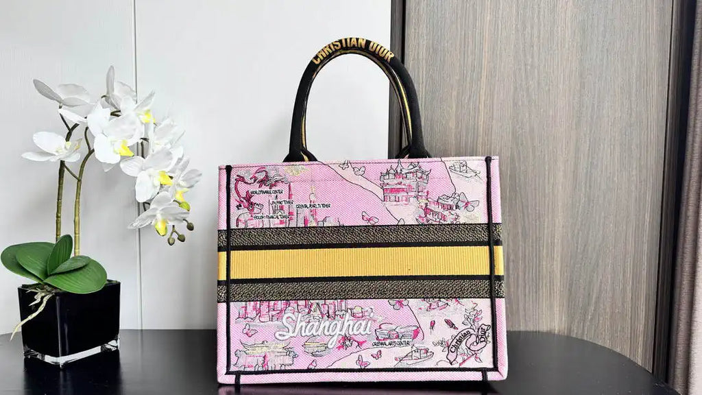 Dior M1296 Souvenir Medium Dior Book Tote Shanghai Bund embroidery pattern M9642