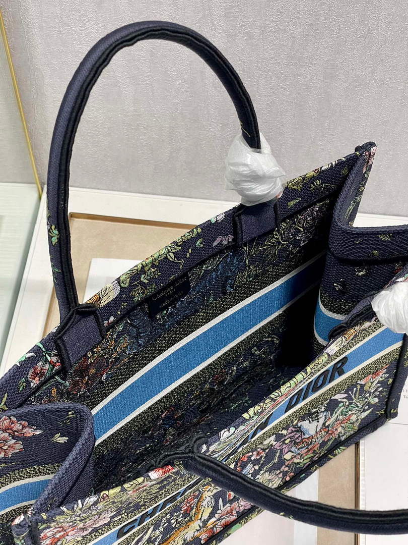 Dior M1296 Medium Book Tote D-Constellation embroidery in shades of blue - Default Title - View 8