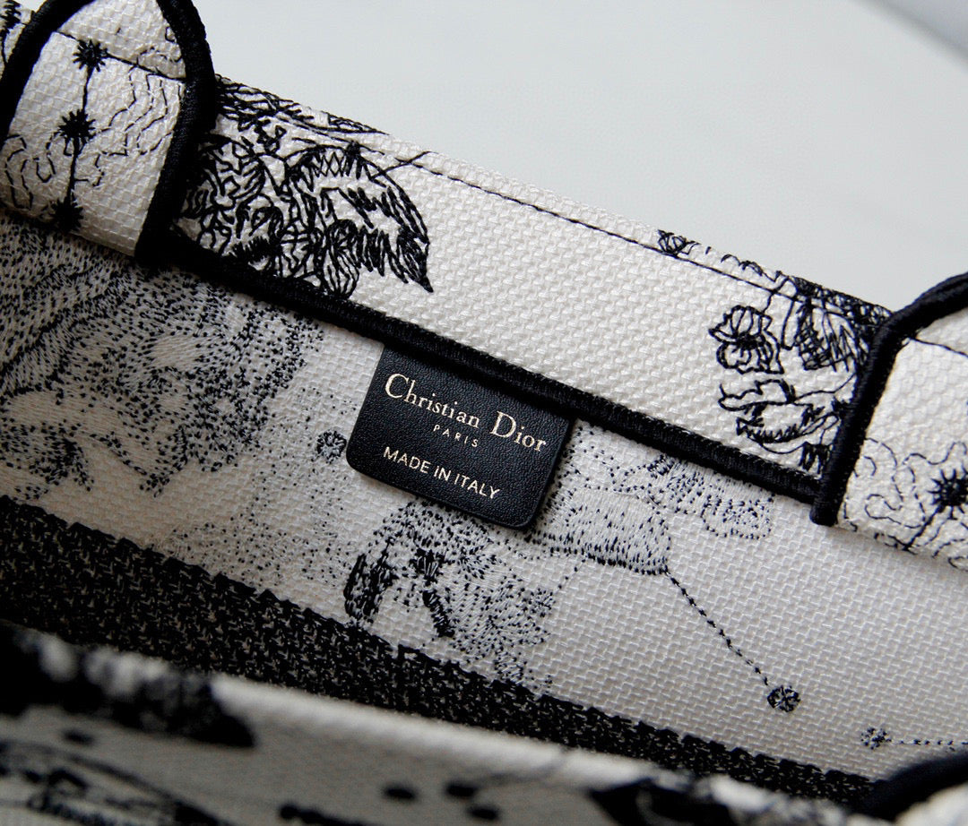 Dior M1296 Medium Book Tote Toile de Jouy Zodiac latte embroidery