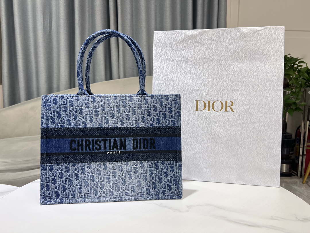 Dior M1296 Medium Dior Book Tote Blue Denim Dior Oblique Jacquard M2014 - Default Title - View 1
