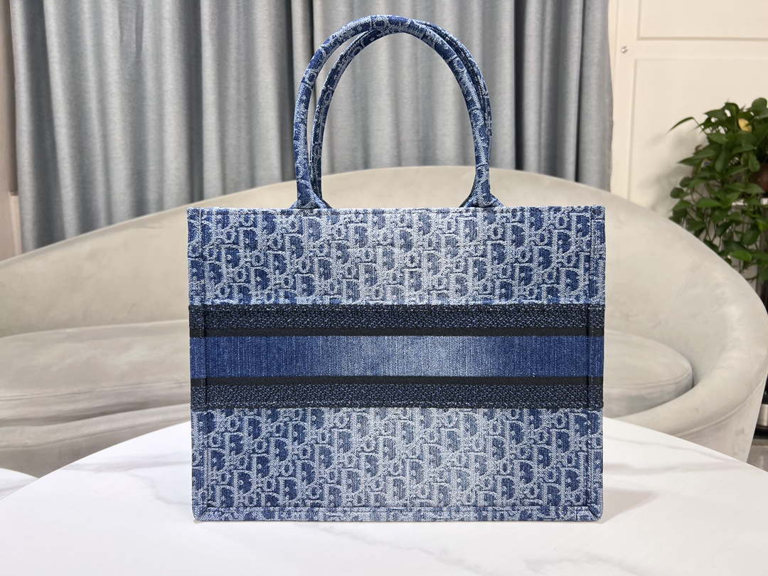 Dior M1296 Medium Dior Book Tote Blue Denim Dior Oblique Jacquard M2014