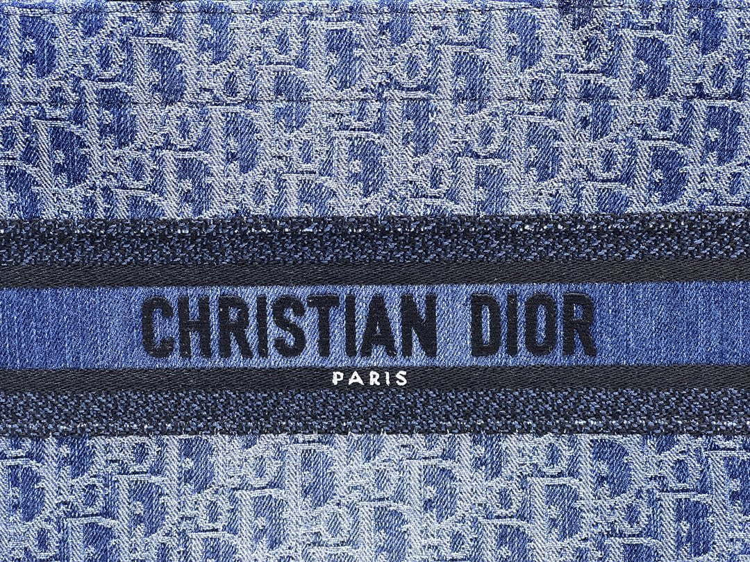 Dior M1296 Medium Dior Book Tote Blue Denim Dior Oblique Jacquard M2014