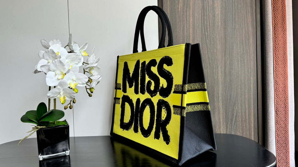 Dior M1296 Medium Dior Book Tote Two-Tone Green and Blue Miss Dior Graffiti