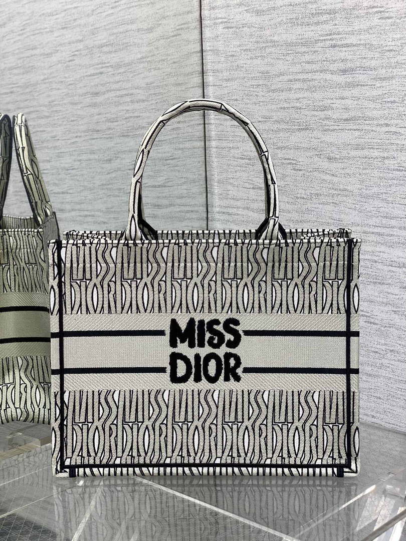 Dior M1296 Medium Dior Book Tote White and Black Miss Dior Allover Embroidery