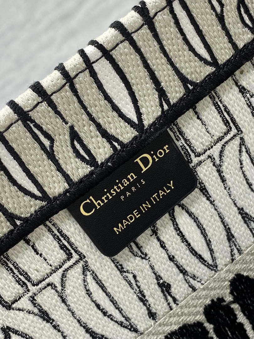 Dior M1296 Medium Dior Book Tote White and Black Miss Dior Allover Embroidery