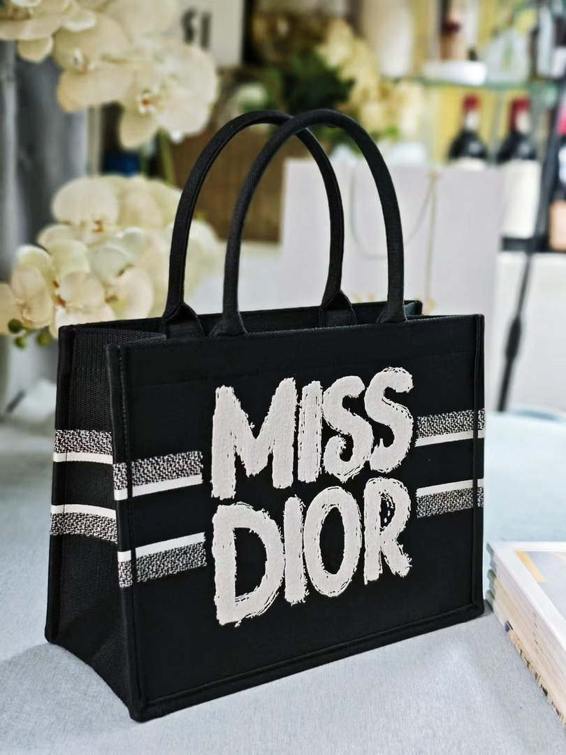Dior M1296 Medium Dior Book Tote White and Black Miss Dior Graffiti Embroidery