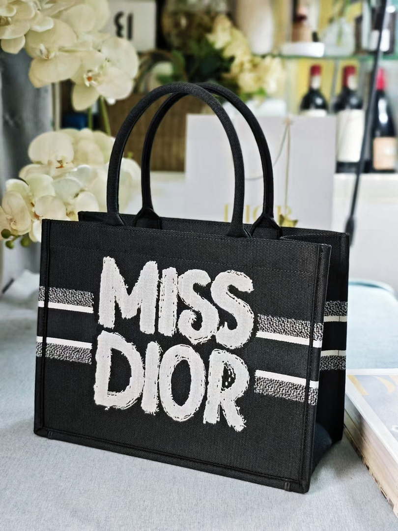 Dior M1296 Medium Dior Book Tote White and Black Miss Dior Graffiti Embroidery