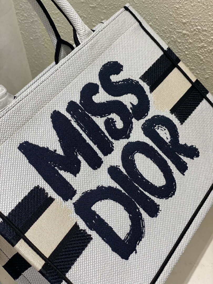 Dior M1296 Medium Dior Book Tote White and Blue Miss Dior Graffiti Embroidery