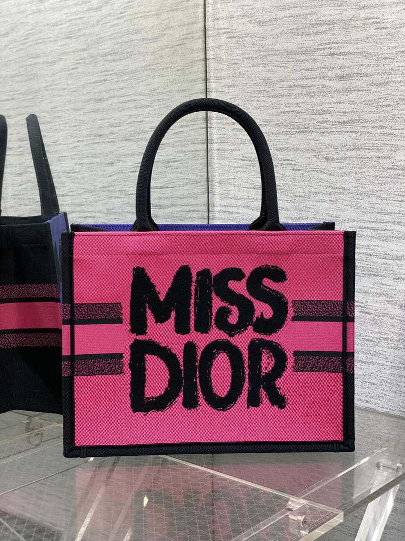 Dior M1296 Medium Dior Book Two-Tone Fuchsia and Purple Miss Dior Graffiti