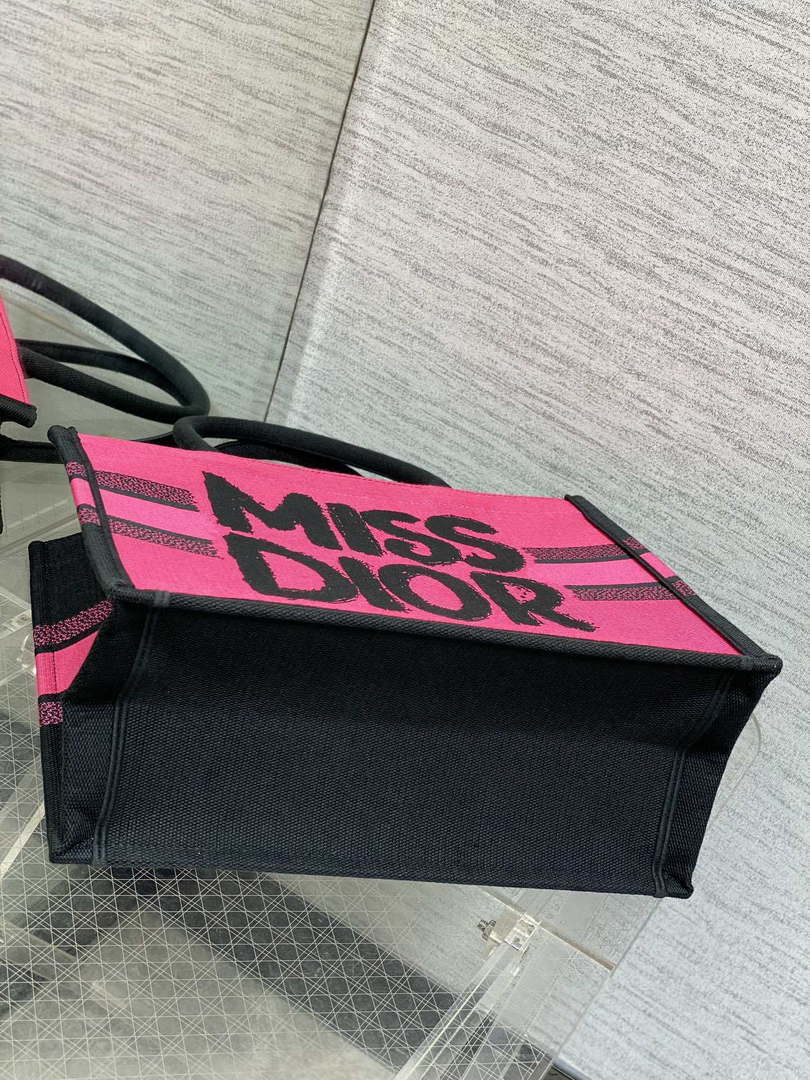 Dior M1296 Medium Dior Book Two-Tone Fuchsia and Purple Miss Dior Graffiti