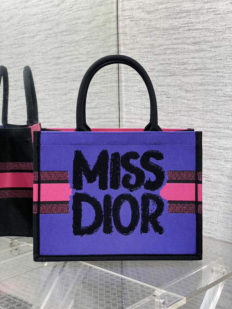 Dior M1296 Medium Dior Book Two-Tone Fuchsia and Purple Miss Dior Graffiti