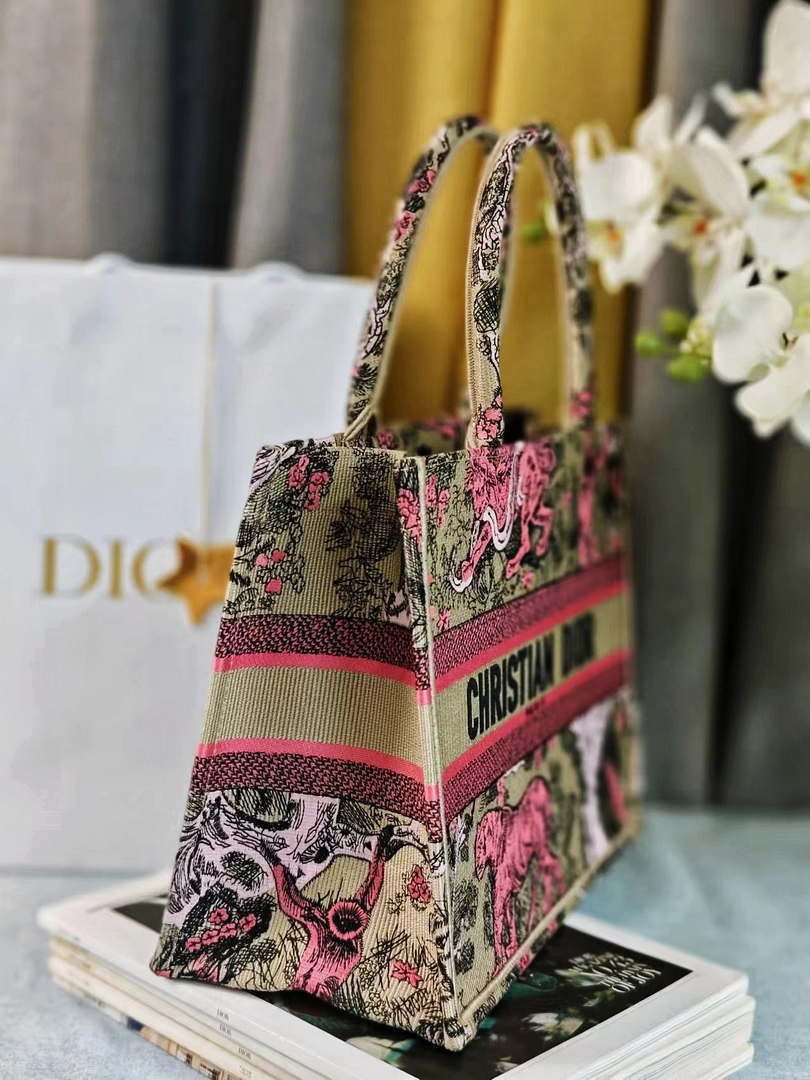 Dior M1296 Medium Dioriviera Book Tote Raffia with Candy Pink Toile de Jouy Sauvage M0100