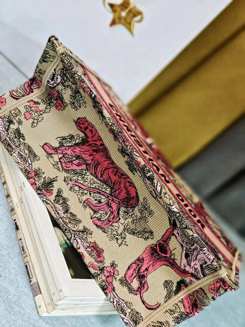 Dior M1296 Medium Dioriviera Book Tote Raffia with Candy Pink Toile de Jouy Sauvage M0100