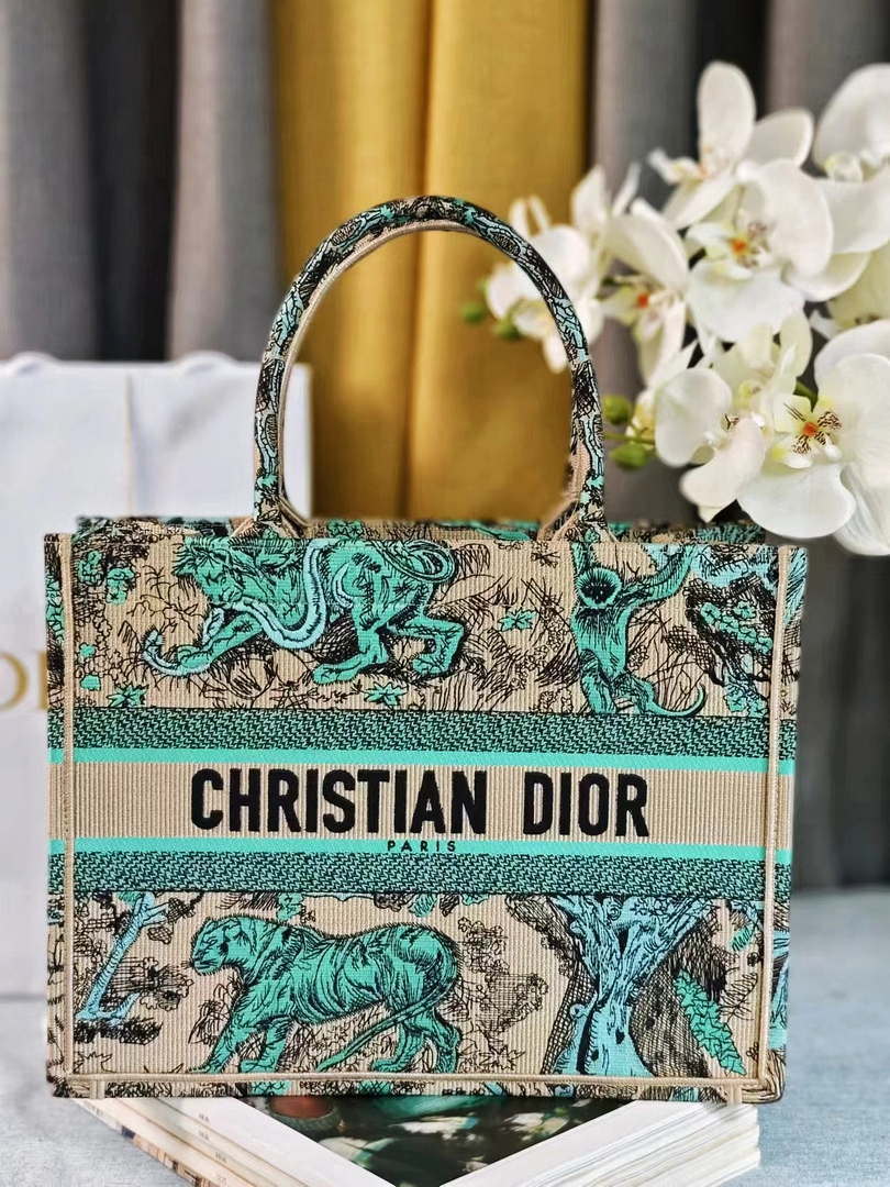Dior M1296 Medium Dioriviera Book Tote Raffia Toile de Jouy Sauvage M0101