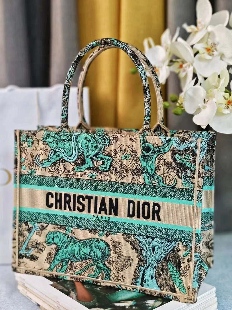 Dior M1296 Medium Dioriviera Book Tote Raffia Toile de Jouy Sauvage M0101