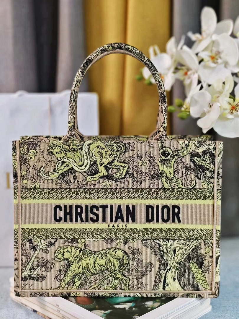 Dior M1296 Medium Dioriviera Book Tote Raffia Toile de Jouy Sauvage M0102